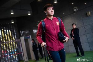 东莞莞联队球员龚秋乐遭遇了前交叉韧带断裂，内侧副韧带及半月板损伤