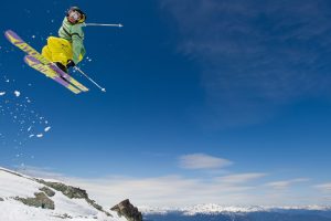 滑雪应当注意什么？如何应对膝关节损伤呢？