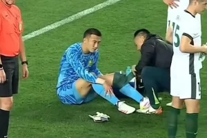 国安真是屋漏偏逢连夜雨，韩佳奇前交叉韧带断裂…..